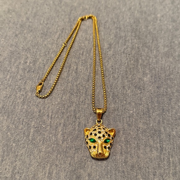 Jewelry - Gold Leopard Pendant Necklace